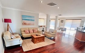 Wagon Holiday Home